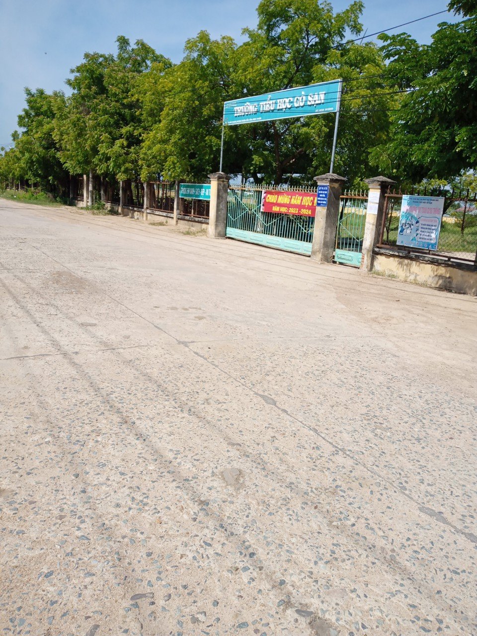 Đất Rộng Cần Bán