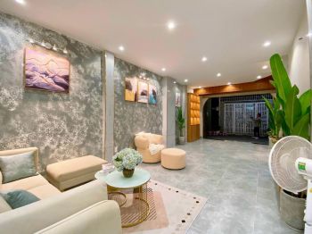 Nhà Đẹp _ Hẻm Xe Hơi _ Lô Góc _ 2 Mặt Tiền _ Nội Thất Tặng Tân Gia _ Cần Bán .