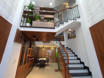 Nhà Đẹp Hẻm Xe Hơi Đường Phan Huy Ích Cần Bán .